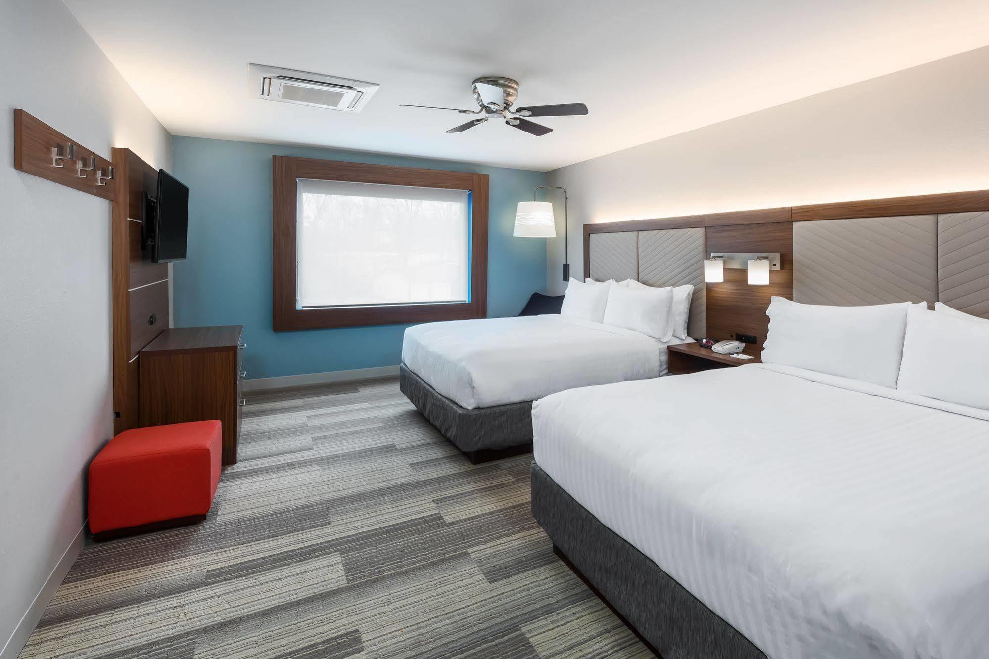 Holiday Inn Express & Suites West Plains Southwest By Ihg Exterior foto